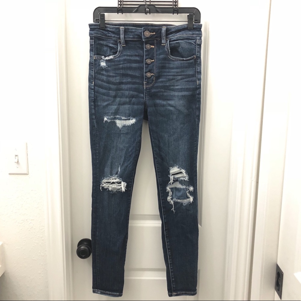 AE RIPPED HIGH-WAISTED JEANS